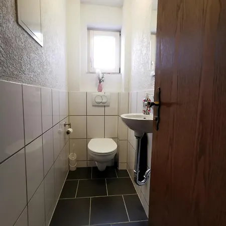 Apartment 3 Mit Eigenem Garten