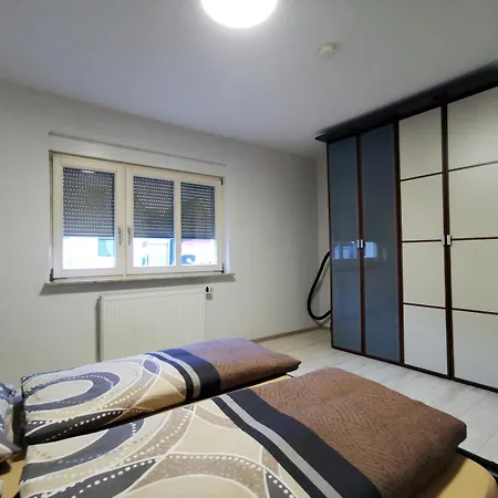 Apartment 3 Mit Eigenem Garten Trossingen