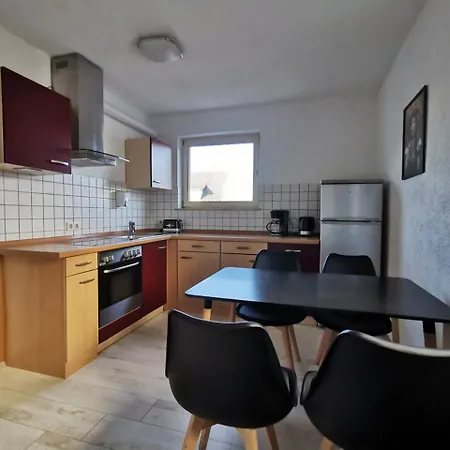 3 Mit Eigenem Garten Apartment
